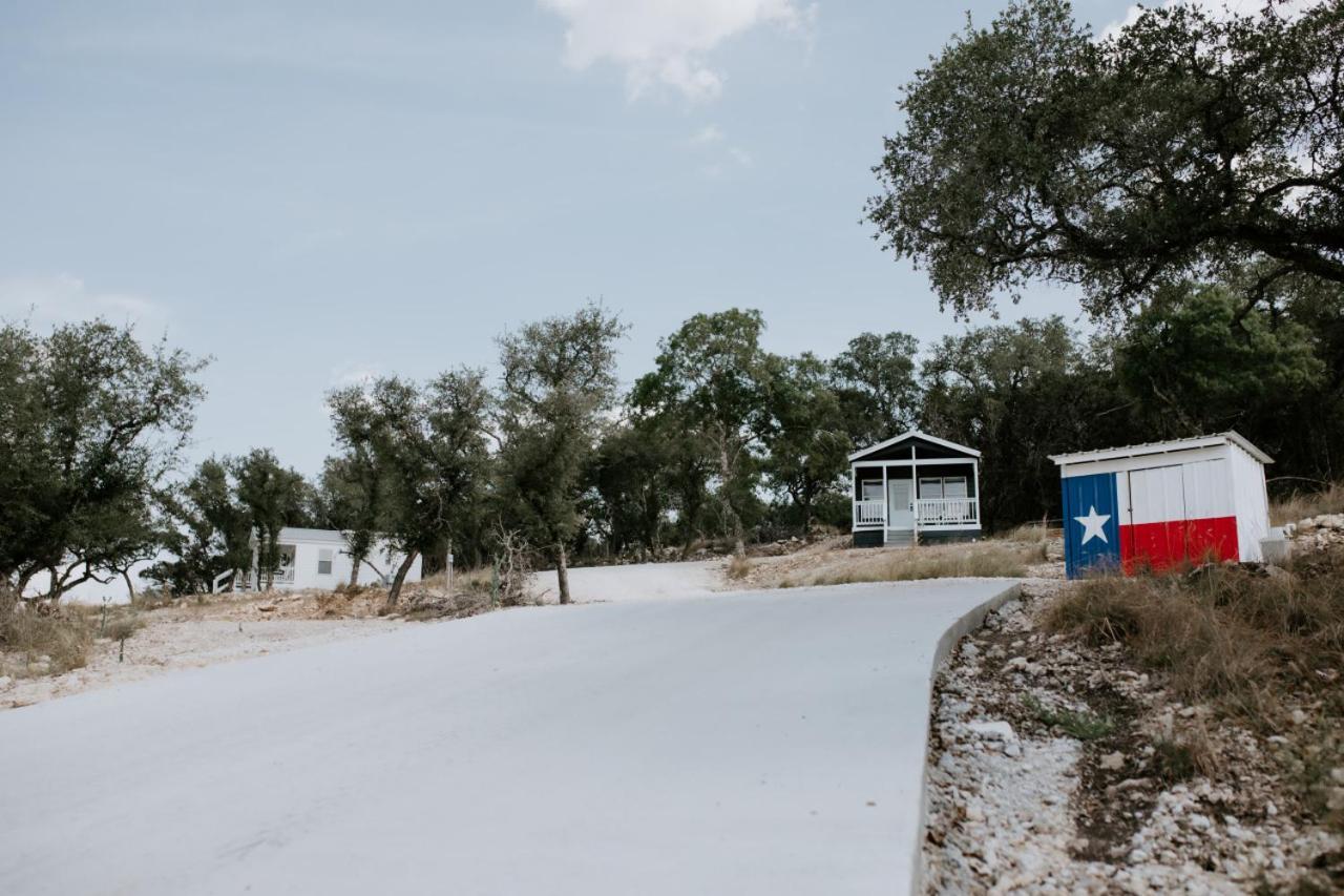 Spring Branch Nest - Texas Tiny House With A Big View 빌라 외부 사진