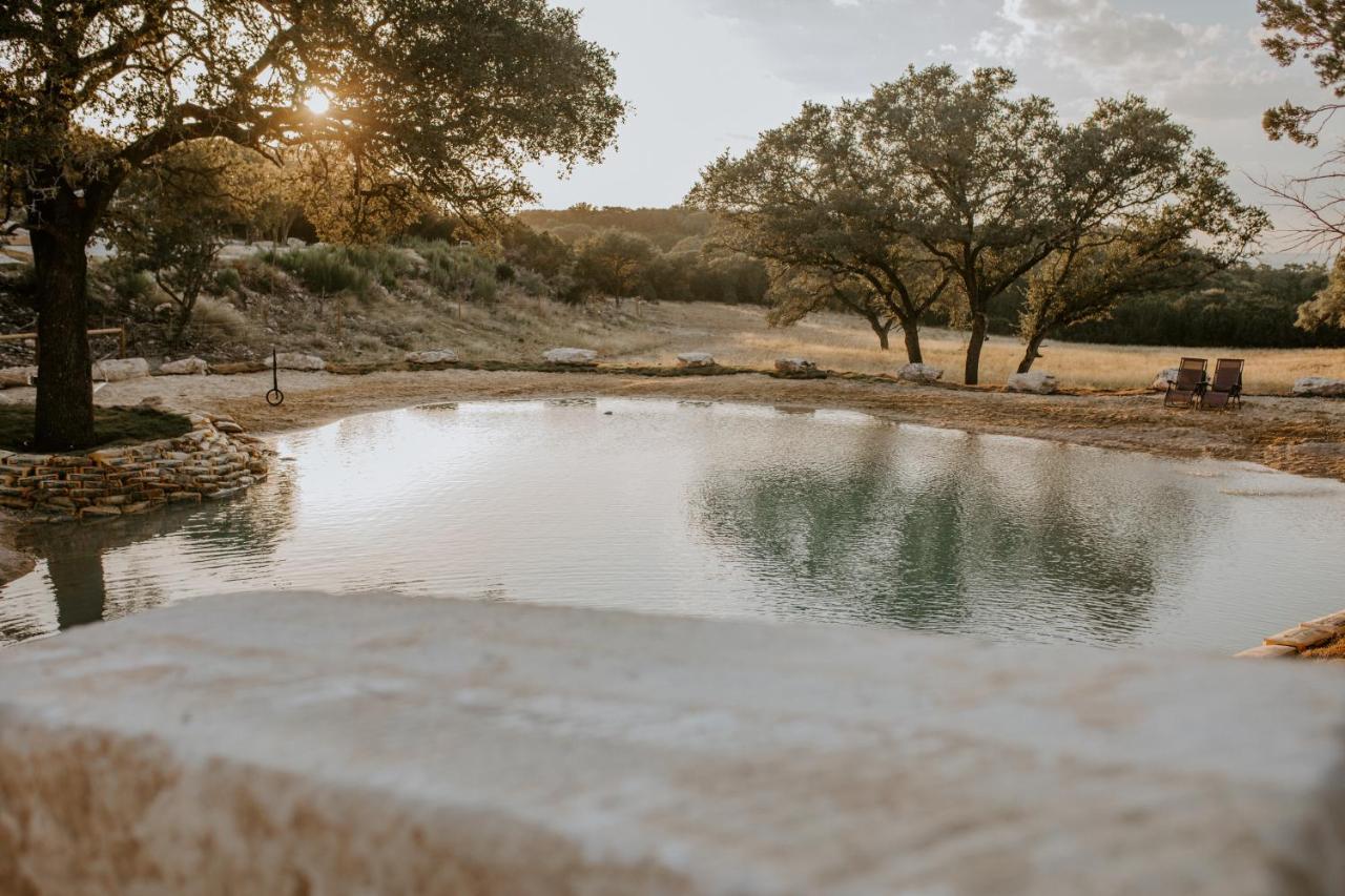 Spring Branch Nest - Texas Tiny House With A Big View 빌라 외부 사진