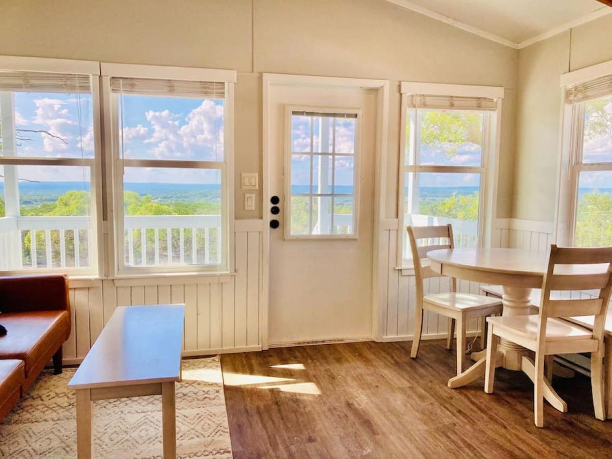 Spring Branch Nest - Texas Tiny House With A Big View 빌라 외부 사진