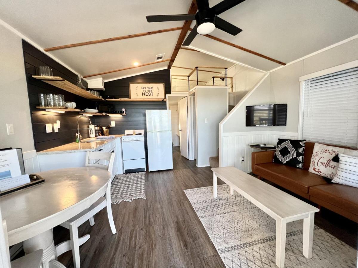 Spring Branch Nest - Texas Tiny House With A Big View 빌라 외부 사진